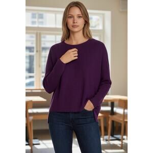 Eileen Fisher Size M Italian Yarn 100% Merino Wool High/Low Boxy Sweater